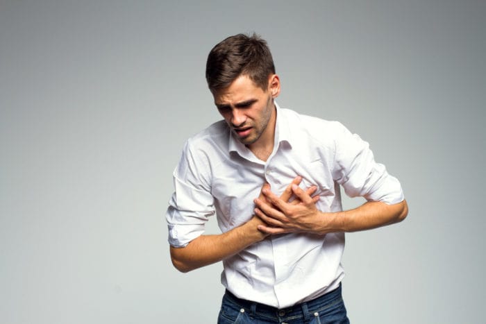 αιτίες του πόνου στο στήθος