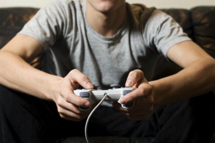 εθισμένοι σε online παιχνίδια που παίζουν online παιχνίδια