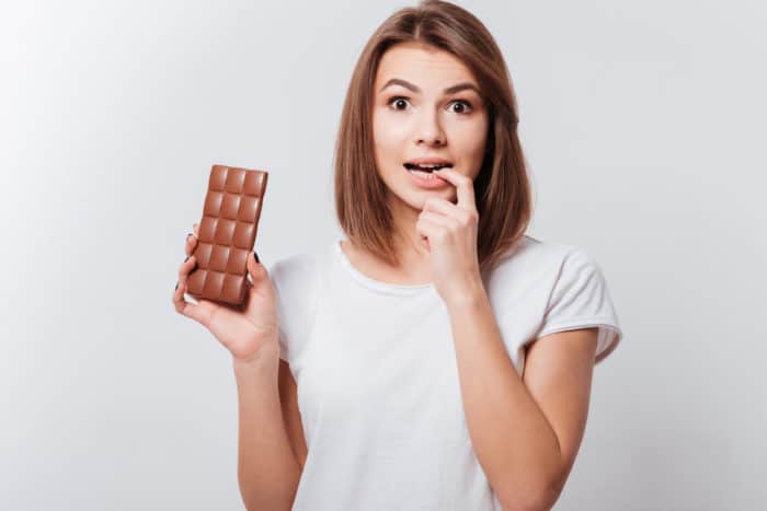 παρενέργειες της κατανάλωσης σοκολάτας για το στομάχι