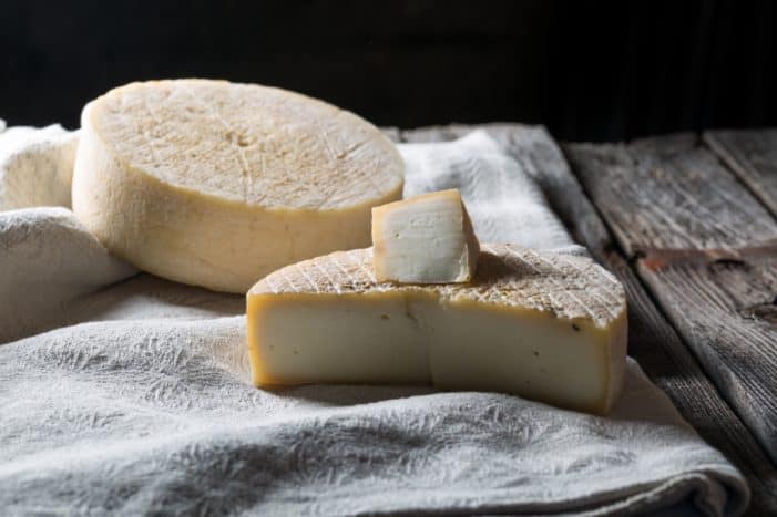 κατσικίσιο τυρί