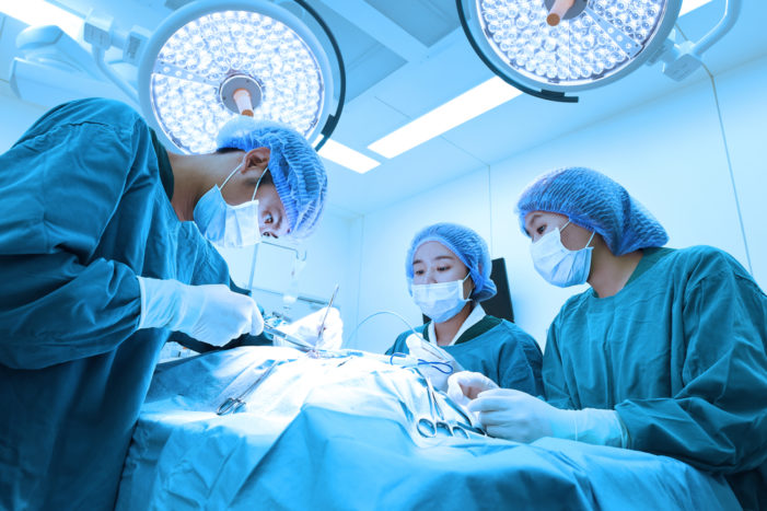 τα αίτια της λοίμωξης από χειρουργική πληγή αποτελούν παράγοντες κινδύνου
