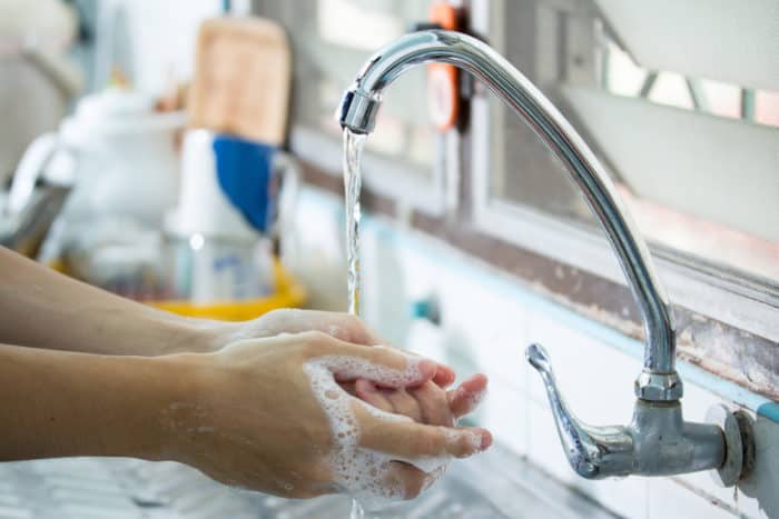 αντισηπτικό σαπούνι για το πλύσιμο των χεριών